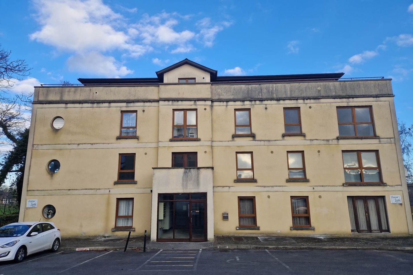 Athy, Co. Kildare, R14VK79