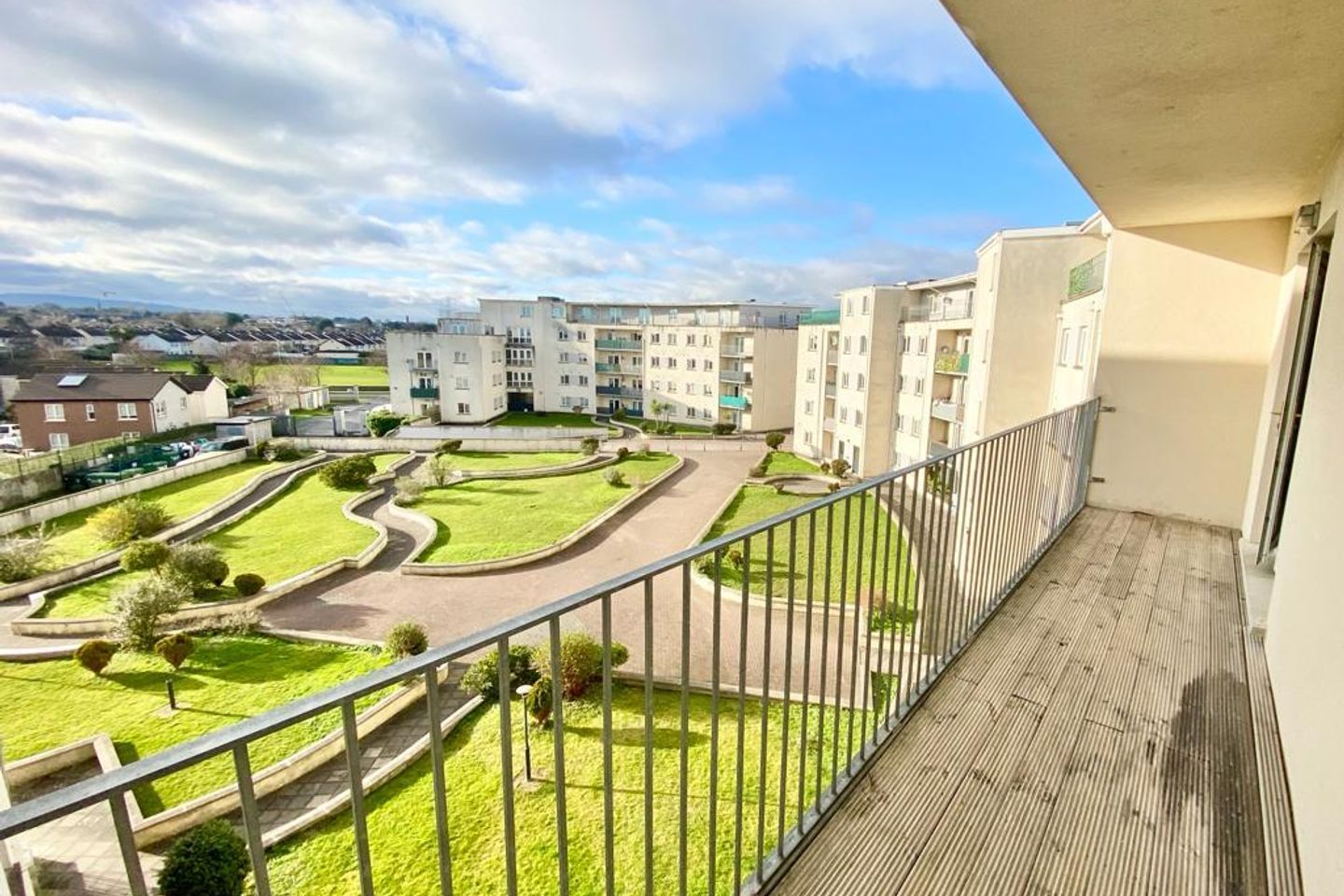 Apartment 176, Block C, Áras Na Cluaine, Clondalkin, Dublin 22 is for