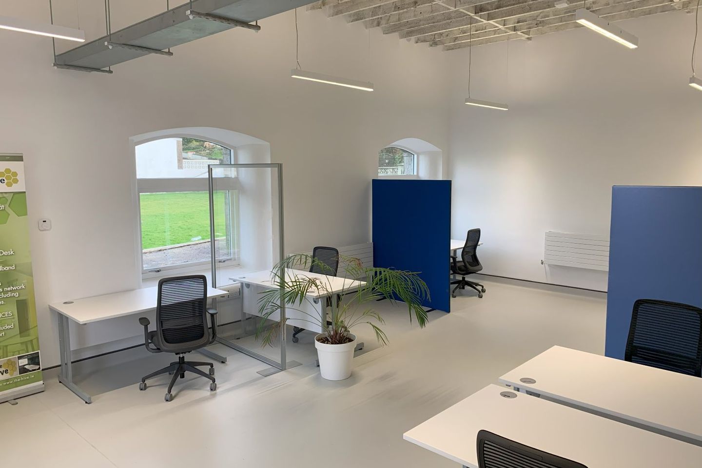 Commercial property for rent in Railway Road, Ballinamore, Ballinamore