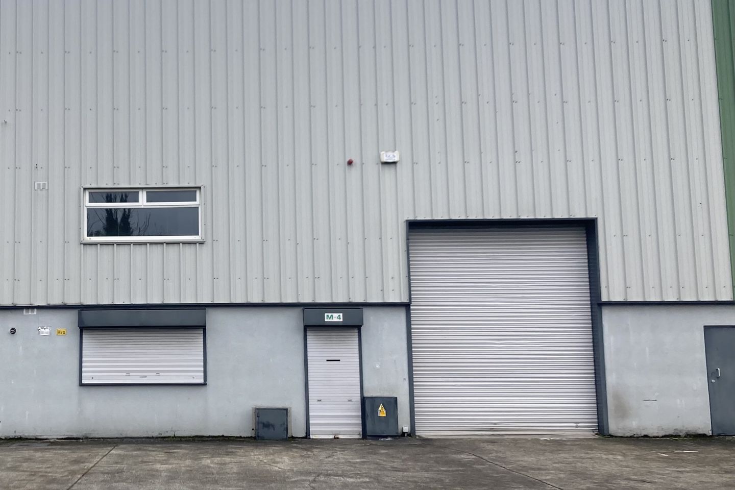 Commercial property for rent in Unit M4, Greenogue Business Park
