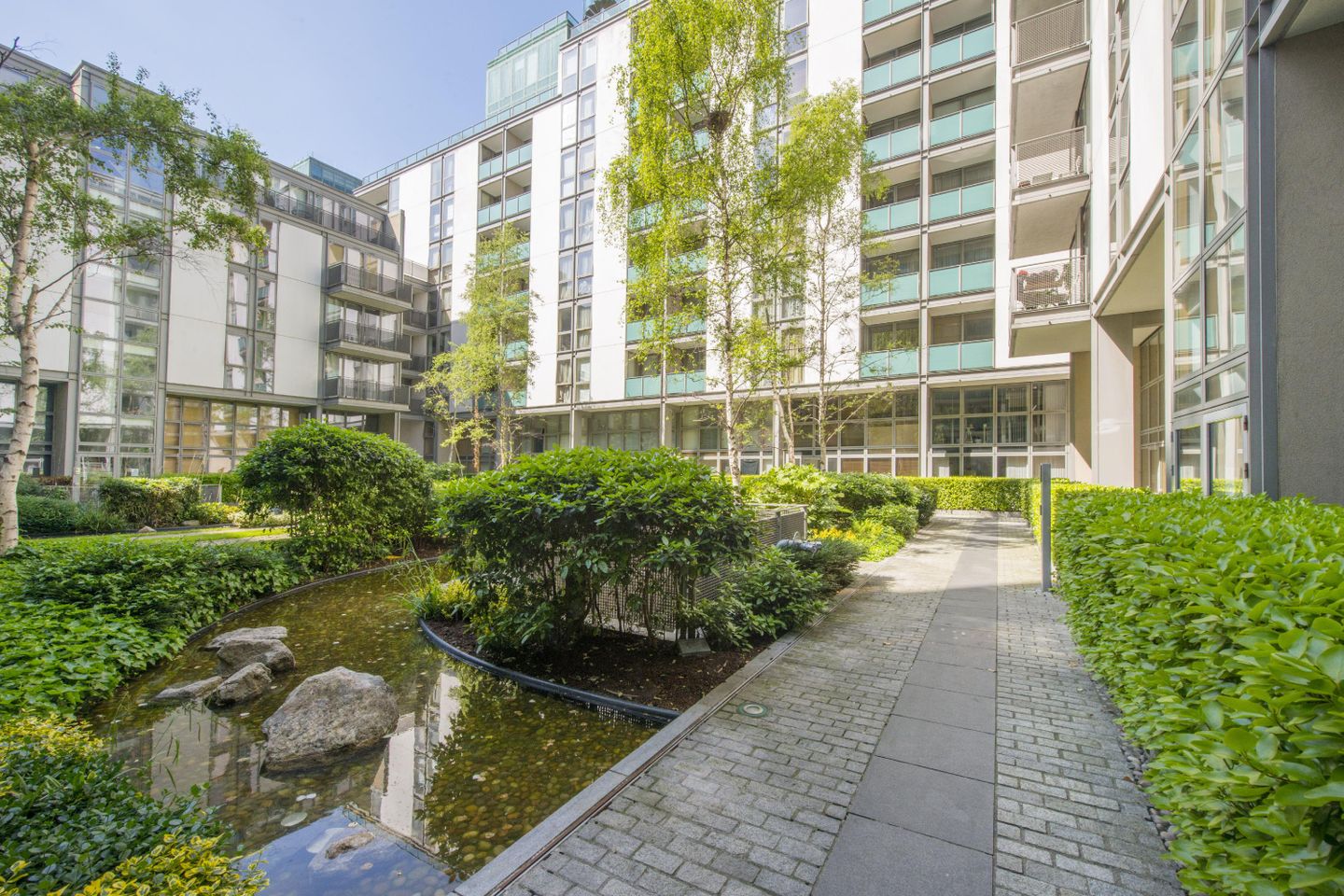 Apartment 13 Longford House, Spencer Dock, Dublin 1, D01R227