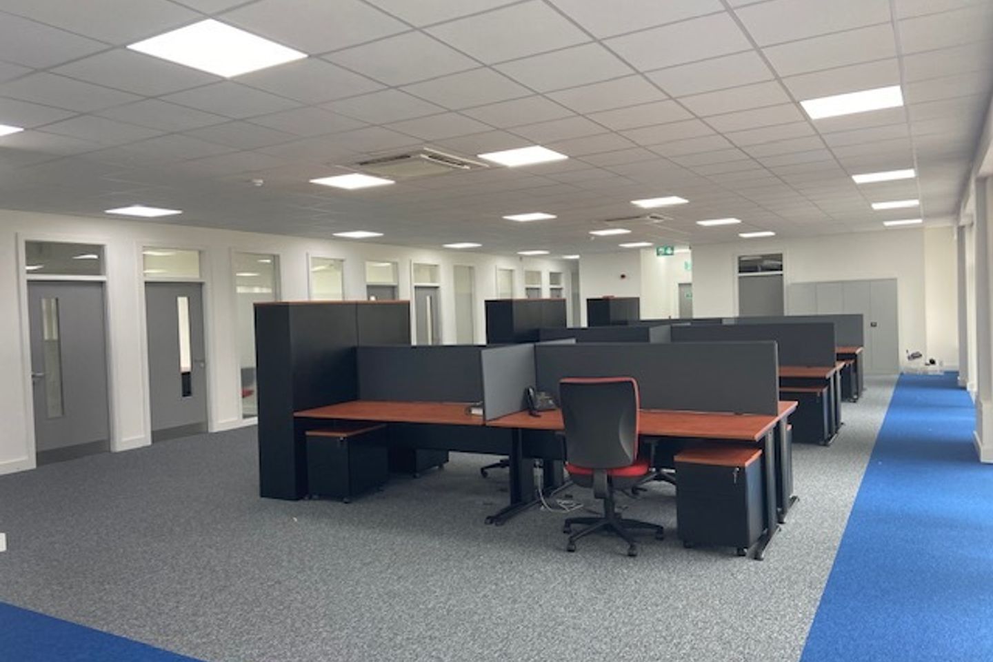 Commercial property for rent in Monksland Business Park, Monksland