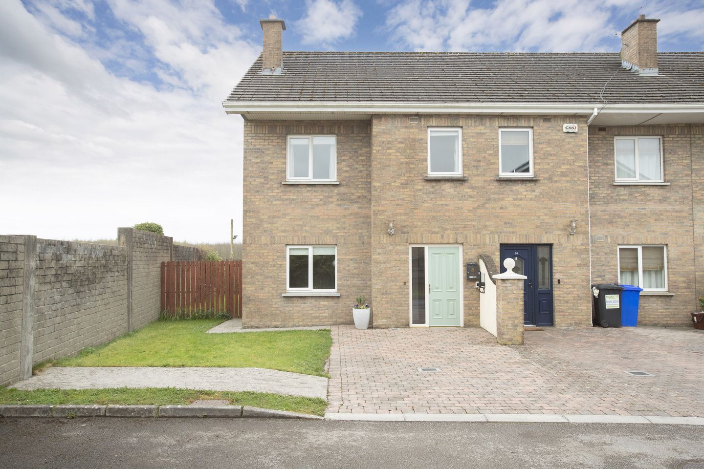 53 Deravarra, Delvin Road, Mullingar, Co. Westmeath, N91W4C2 is for