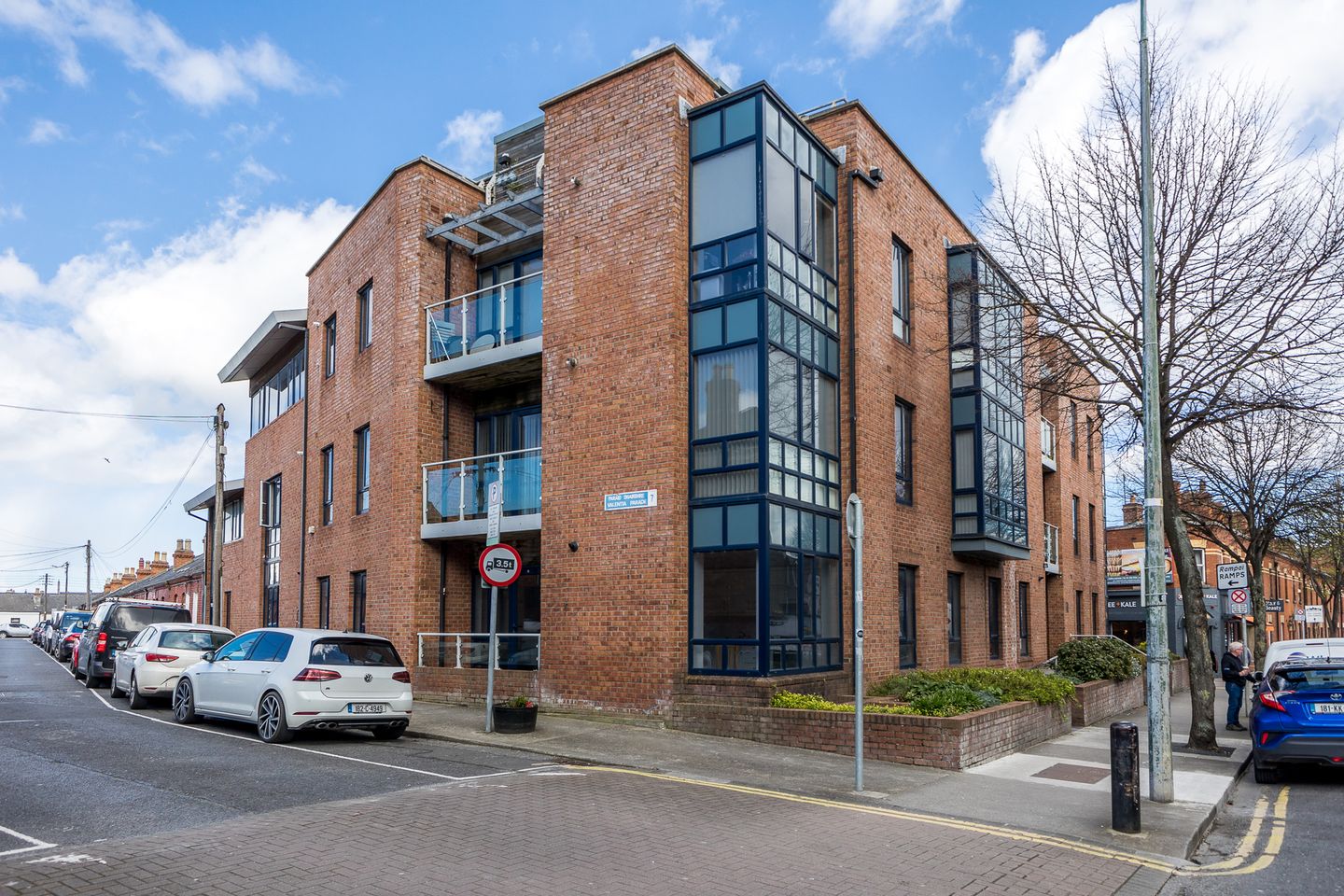 Apartment 17, Valencia House, North Circular Road, Dublin 7, D07XR13