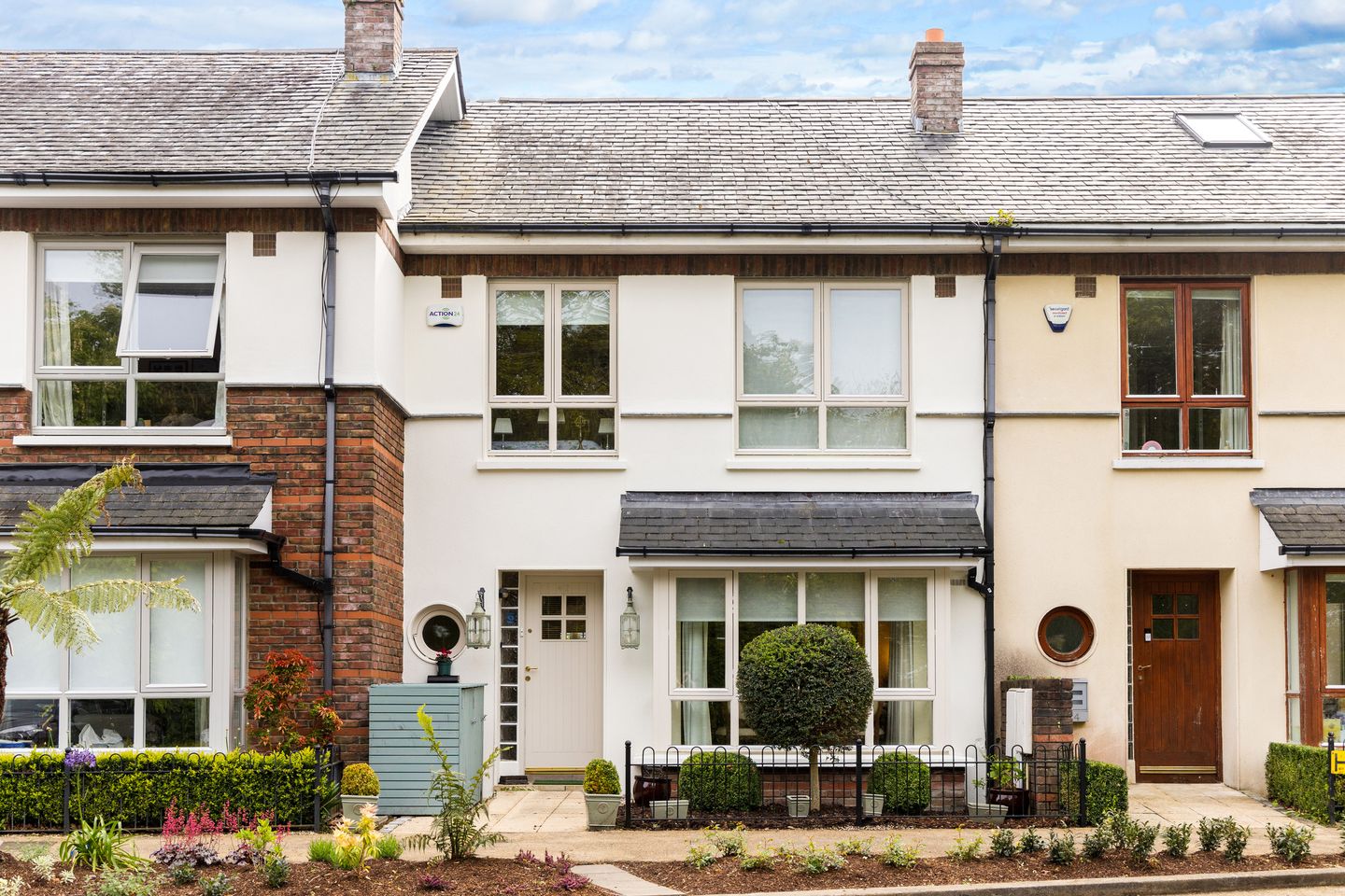 42 Carrickmines Avenue, Carrickmines Wood, Carrickmines, Dublin 18