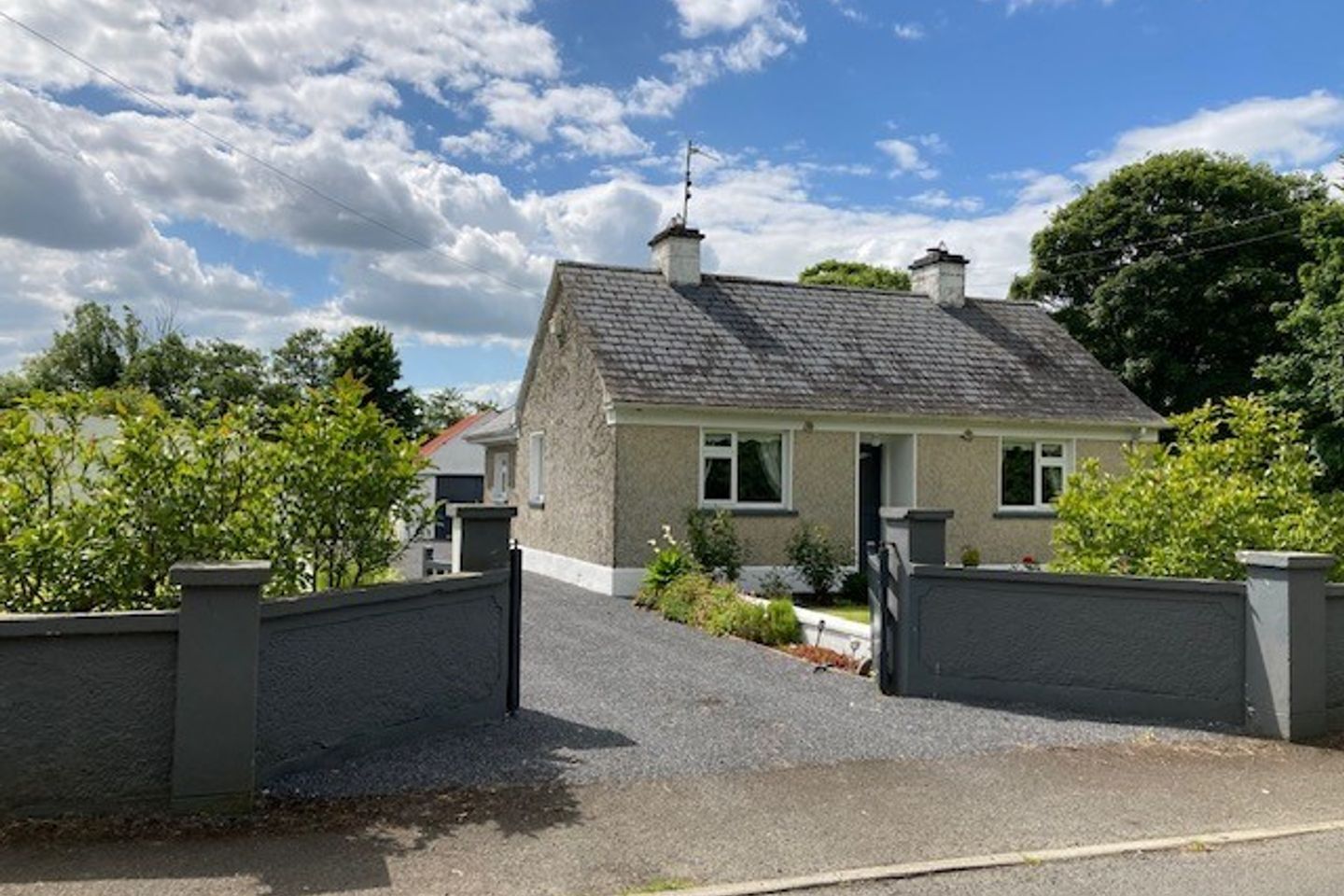 Thurles Road, Littleton, Littleton, Co. Tipperary, E41WT25 is for sale