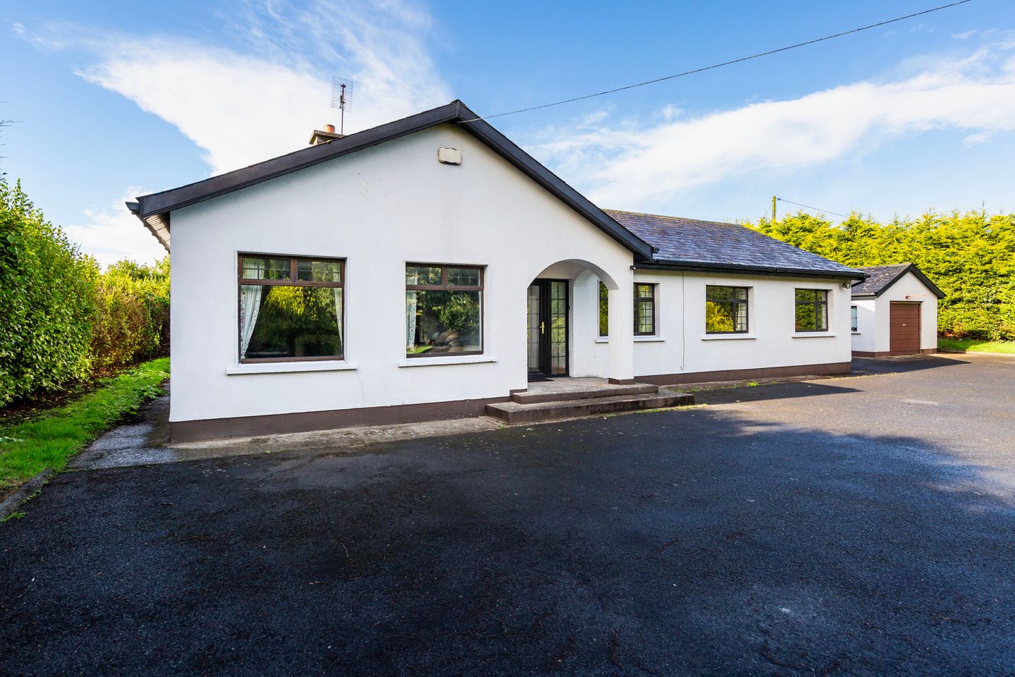 The Hollows, Garrylough Upper, Castlebridge, Co Wexford, Y35E9D3