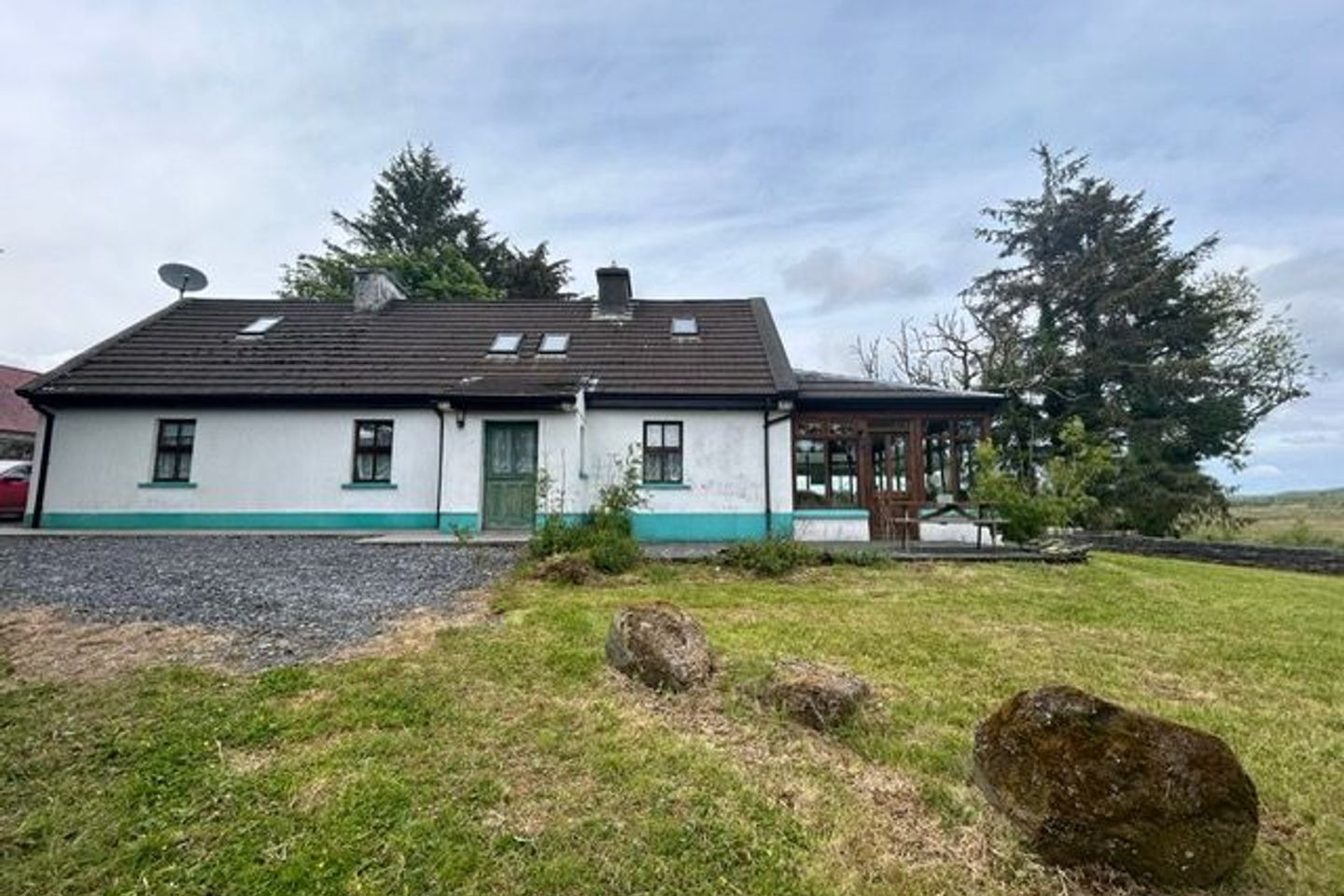 Tullaloughaun, Ennistymon, Ennistymon, Co. Clare, V95Y0R9 is for sale