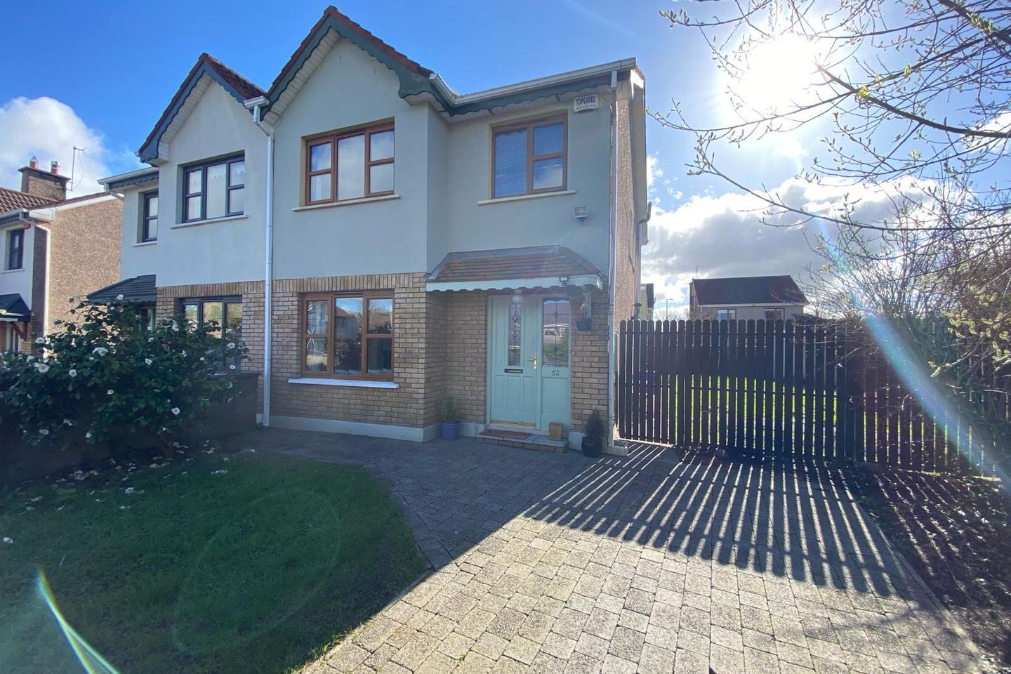 53 Castle Meadows, Skehard Road, Blackrock, Co. Cork, T12NHY8 is for