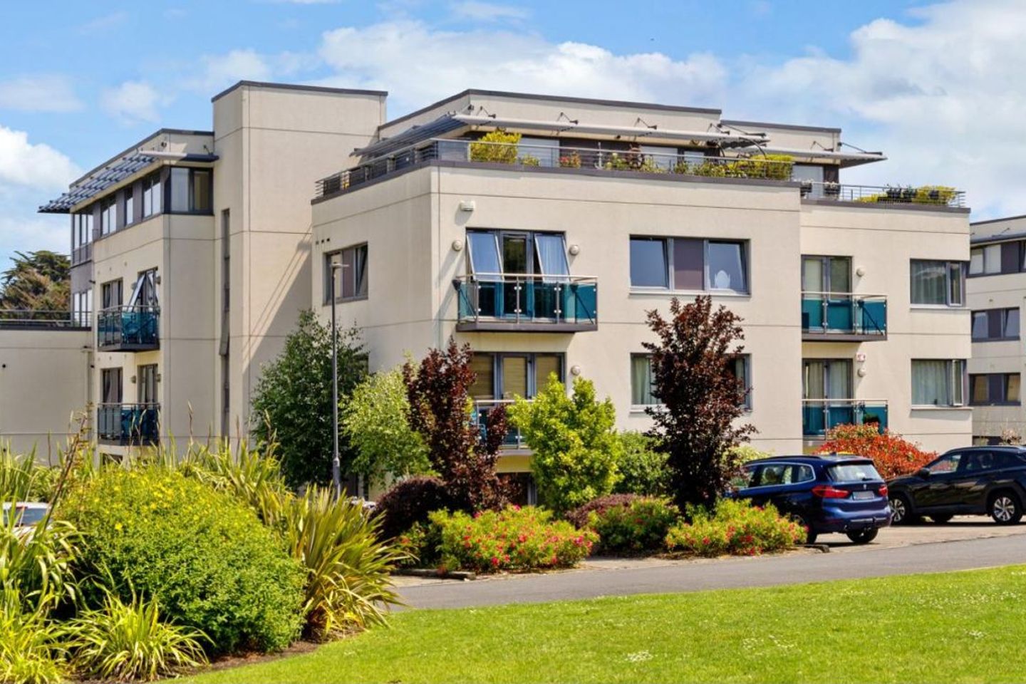 Mercer House,Brennanstown Square,Dublin 18, Brennanstown