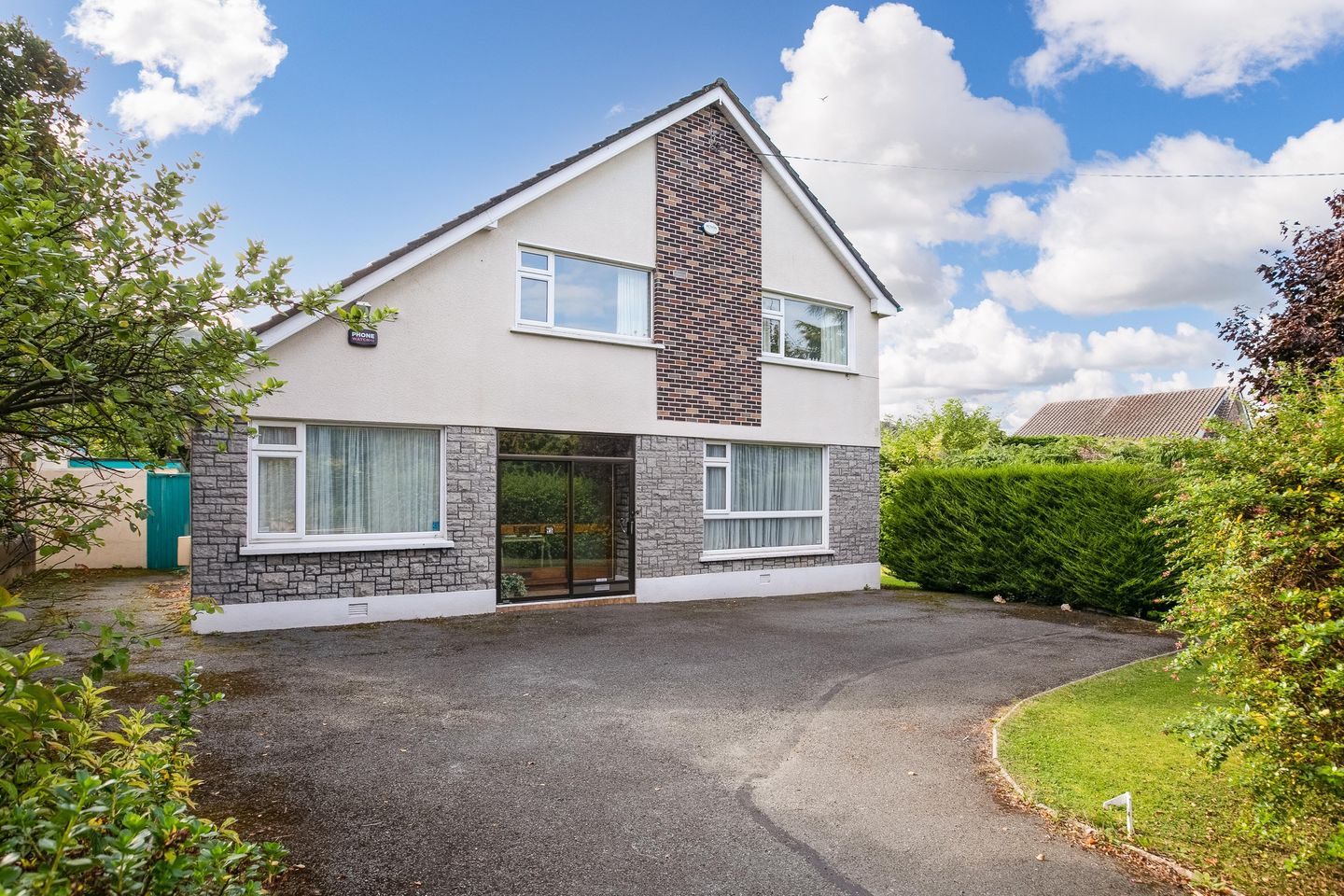 5 Kilgobbin Lawn, Stepaside, Stepaside, Dublin 18, D18R3H3