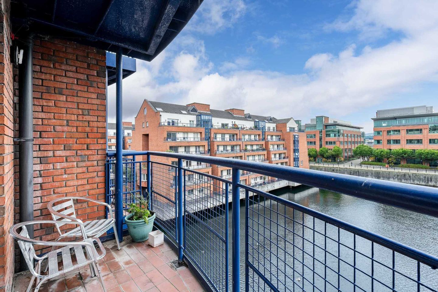 14 Aranmore, Custom House Harbour, Dublin 1, D01WF98 is for sale on Daft.ie