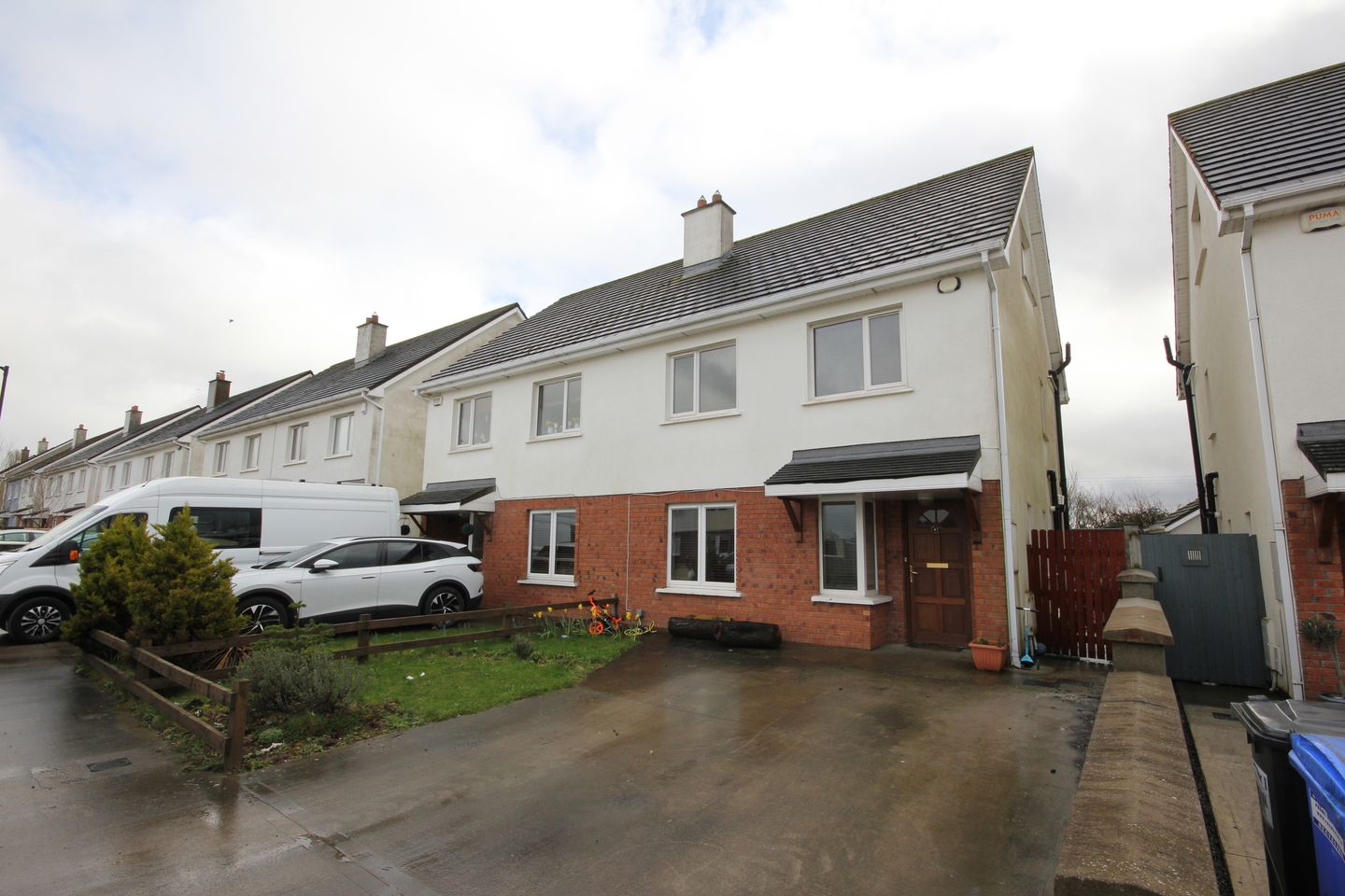 41 Ashewood Walk, Summerhill Lane, Portlaoise, Co. Laois is for sale on