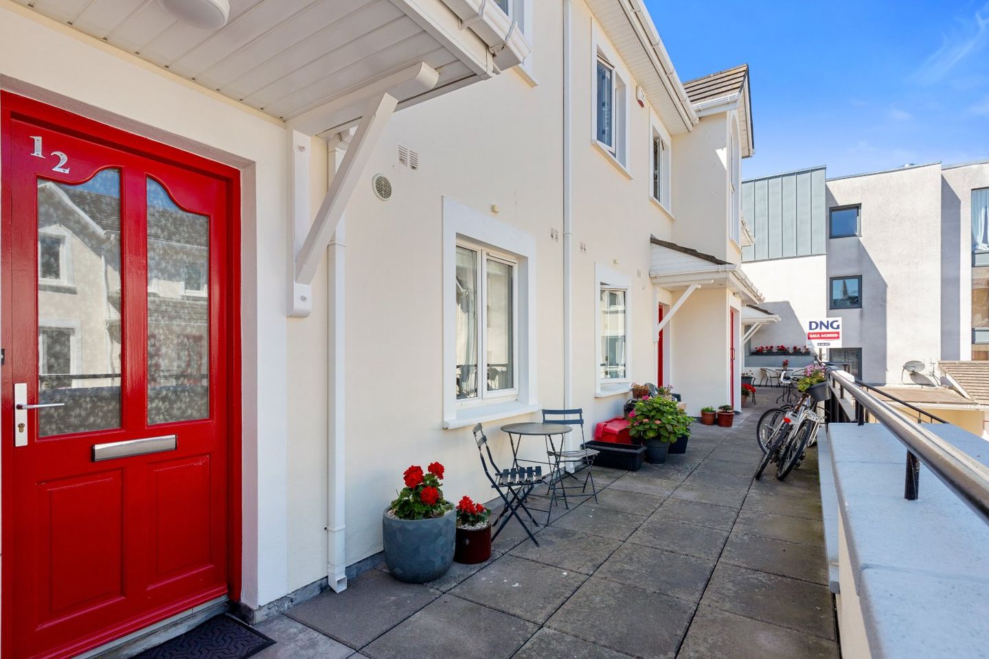 12 Saint Helen's Court, George's Street Lower, Dun Laoghaire, Co Dublin, A96NH99