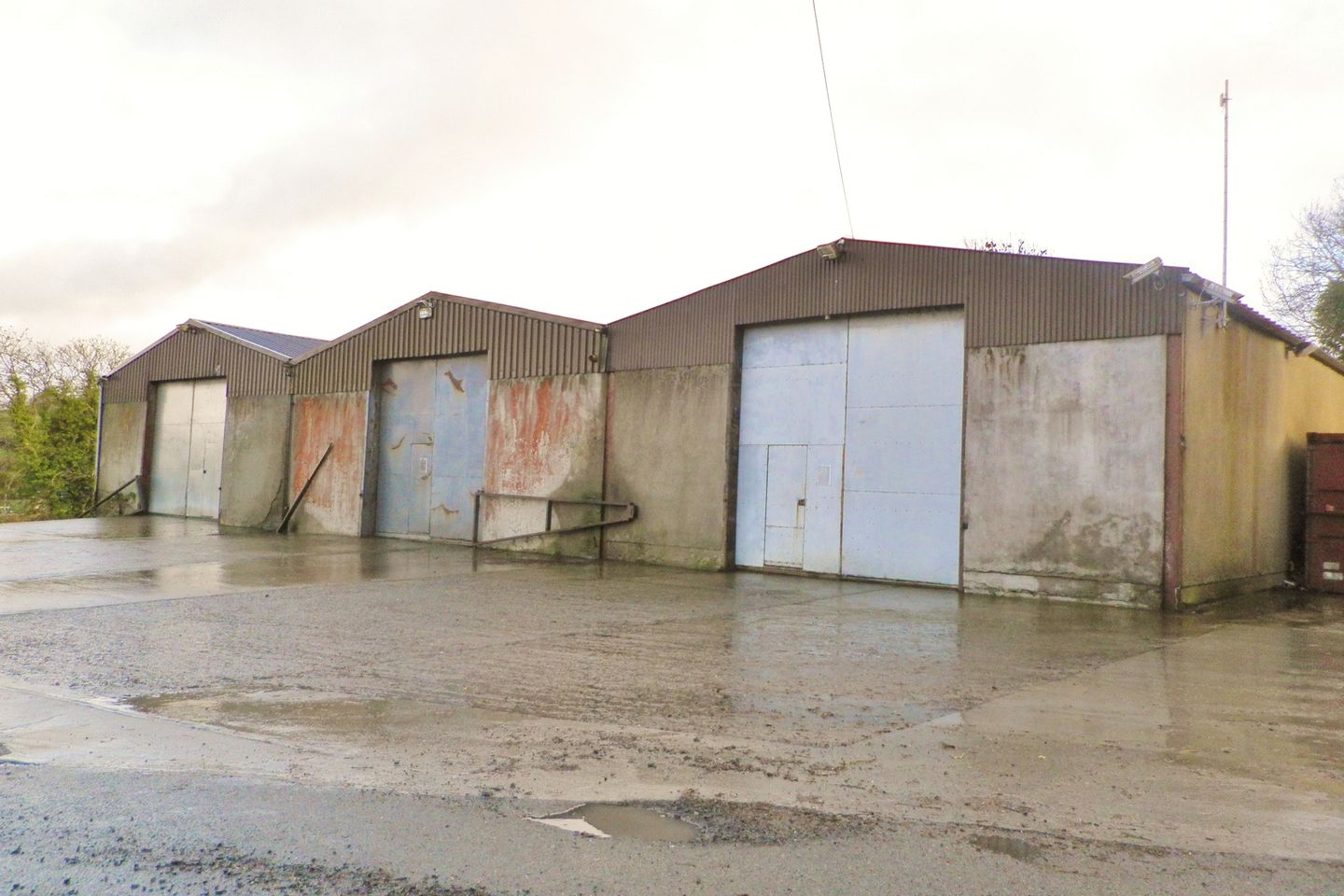 Commercial property for rent in Tierlahood, Stradone, Co. Cavan