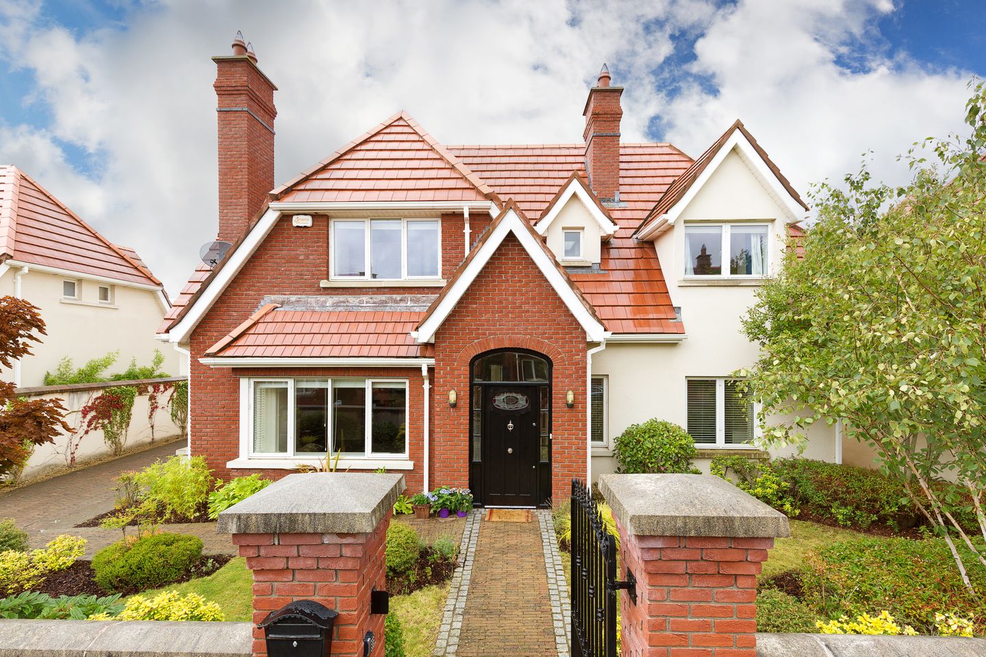 15 Brighton Square, Foxrock, Dublin 18, D18N6T7