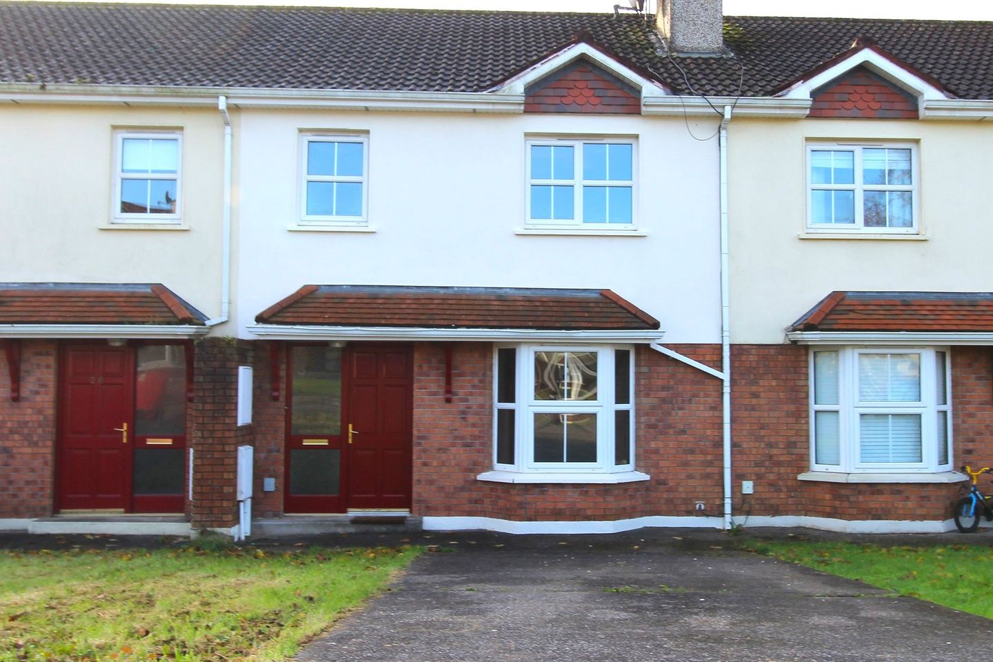 25 Heatherfield, Carrigaline, Co. Cork, P43N270 is for sale on Daft.ie