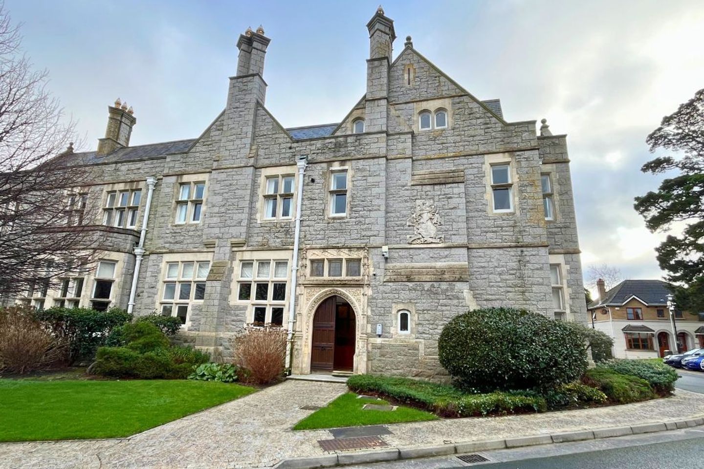 101 The Oaks, Rockford Manor, Blackrock, Co. Dublin, A94W677 is for