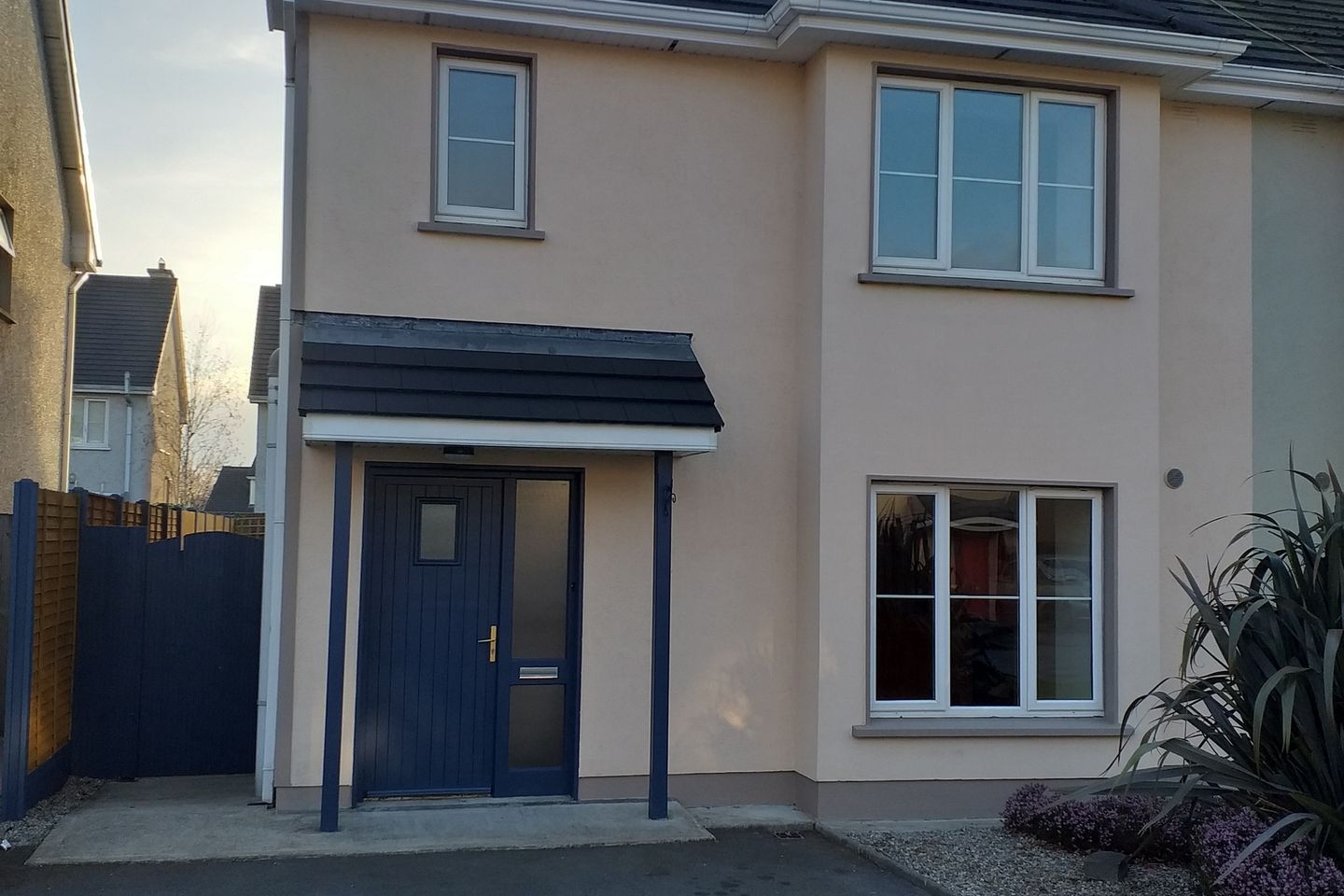 42 Woodfield Green, Newcastle West, Co. Limerick, V42VF83 is for sale