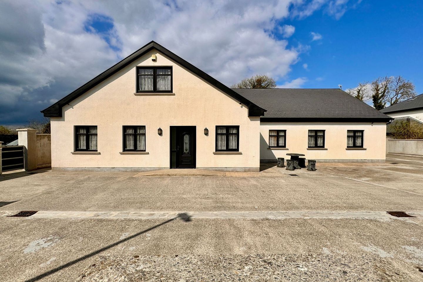 Ard Grainne, Moate, Co. Westmeath, N37KX50 is for sale on Daft.ie