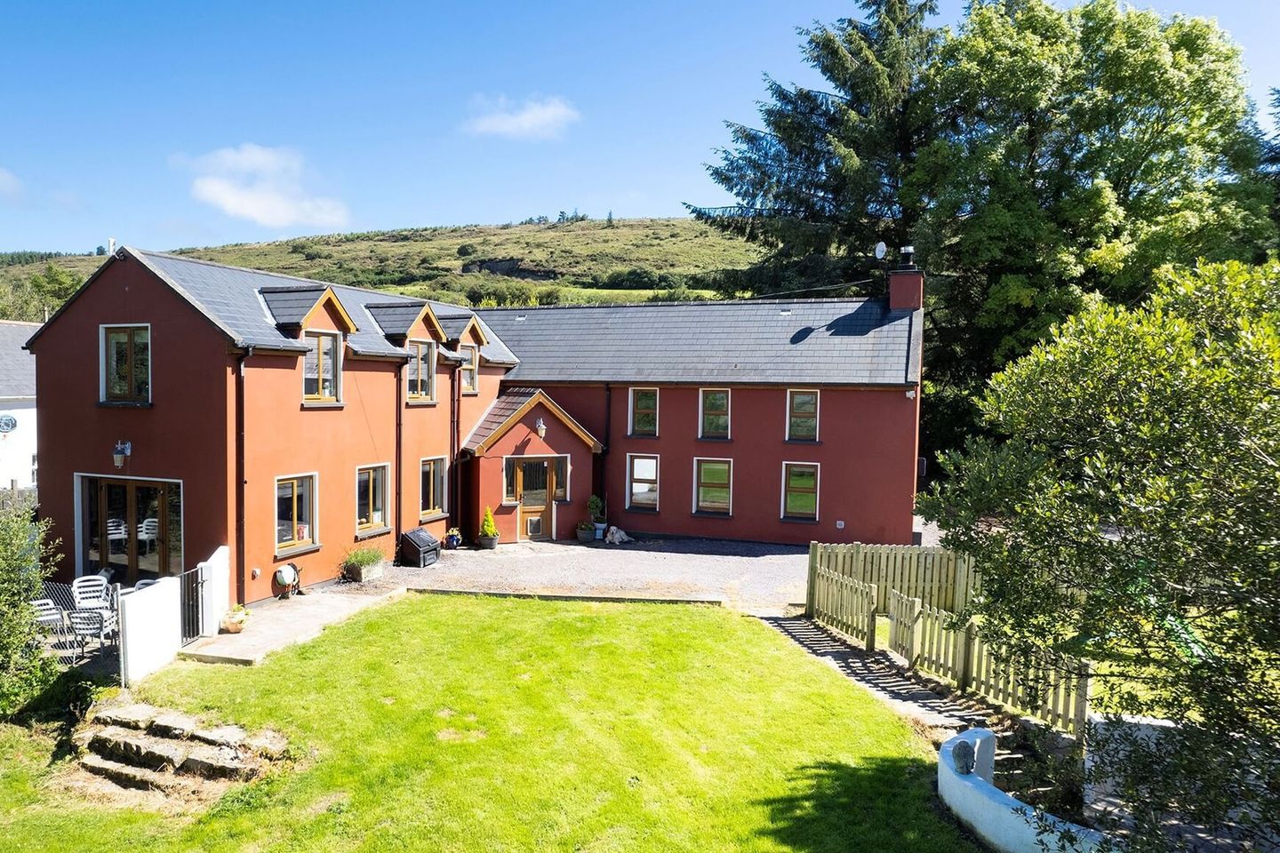 Durrus, Bantry, Co. Cork, P75EN80 is for sale on Daft.ie