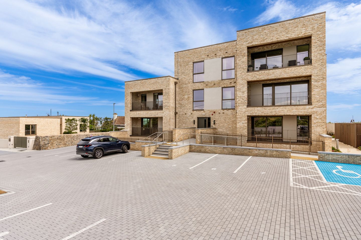 Low Rock, Coast Road, Malahide