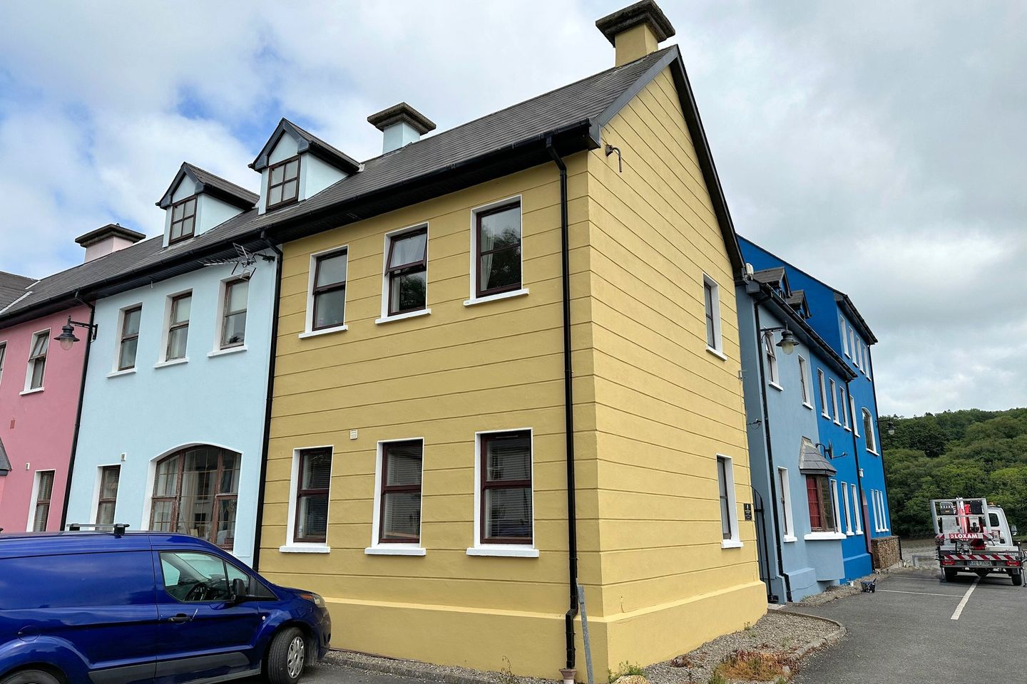 5 The Moorings, Kilmacsimon Quay, Bandon, Co. Cork, P72PK52 is for sale on Daft.ie