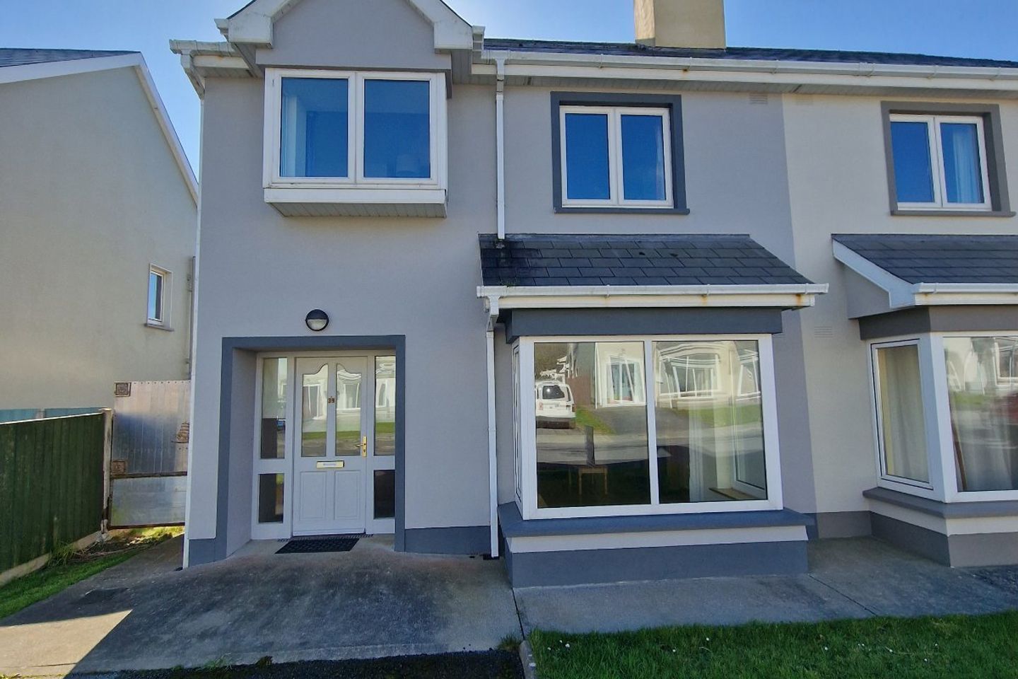 39 Beal An Inbhir, Leadmore West, Kilrush, Co. Clare, V15RW50 is for