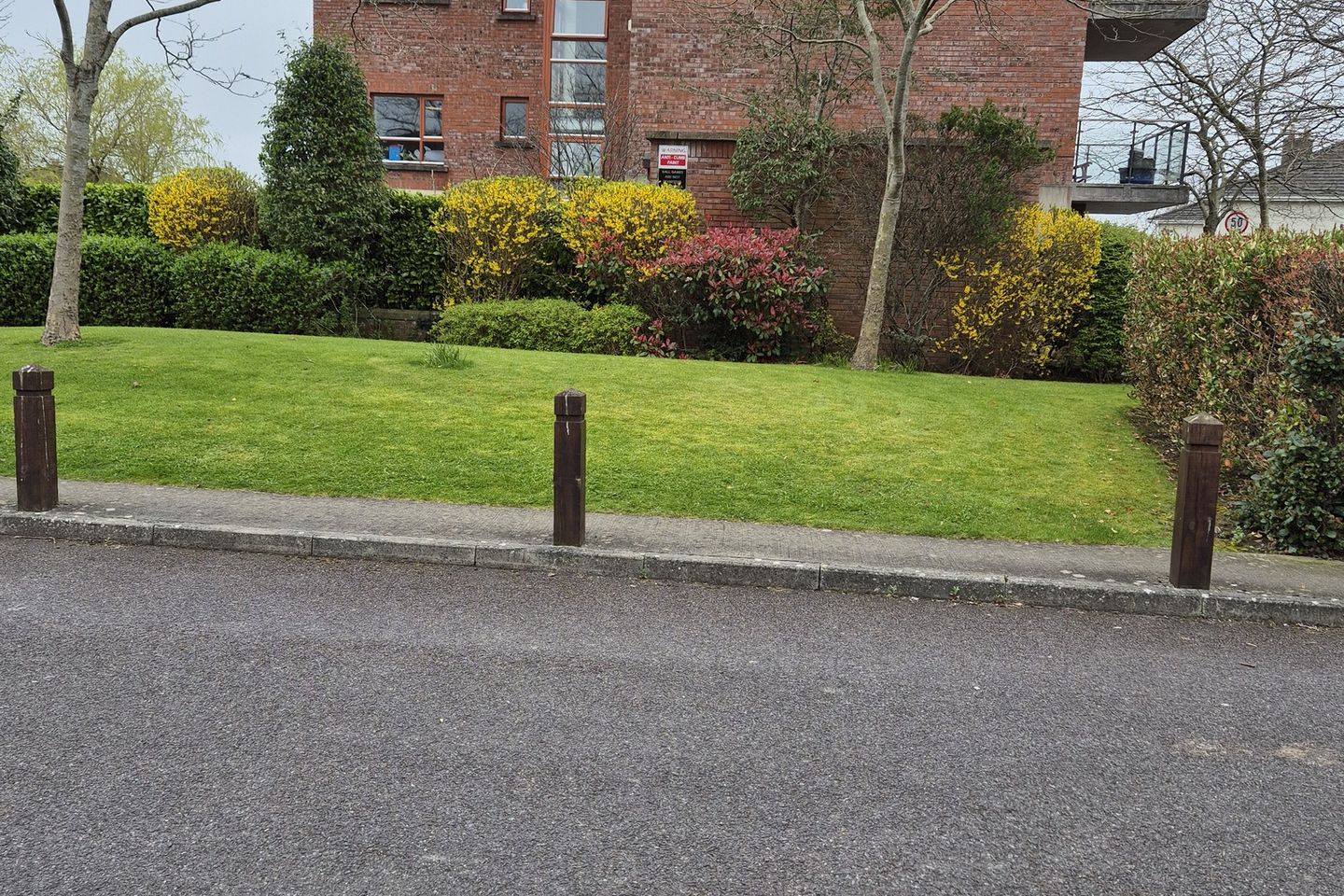 Apartment C, 34 Fernleigh Drive, Castleknock, Dublin 15, D15NX34 is for