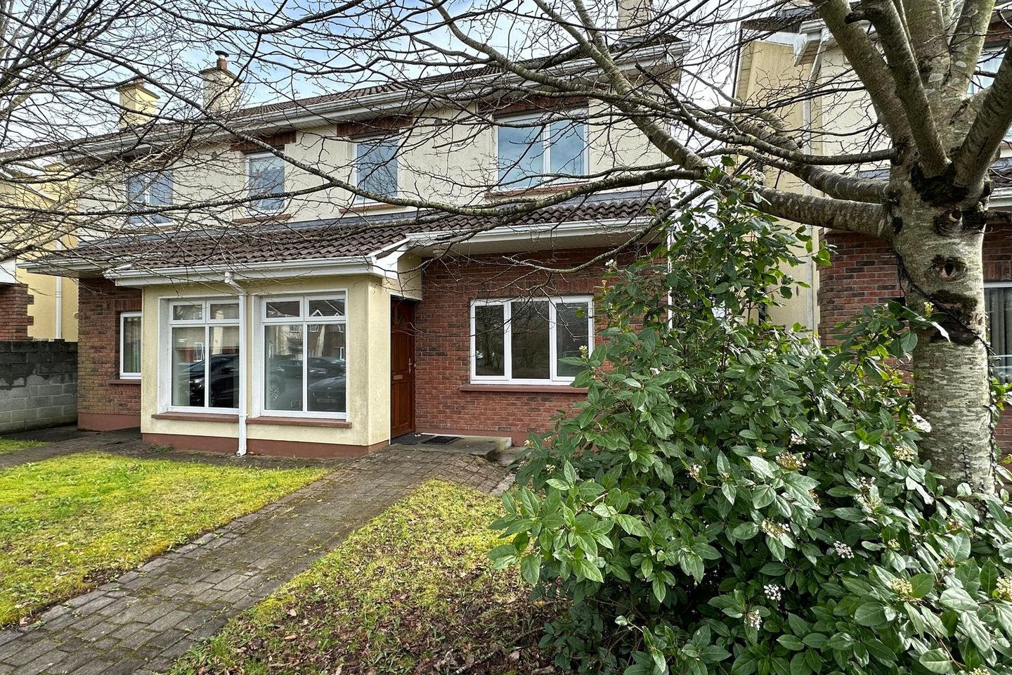 16 An Mhainistir, Lakeview, Claregalway, Co. Galway is for sale on Daft.ie