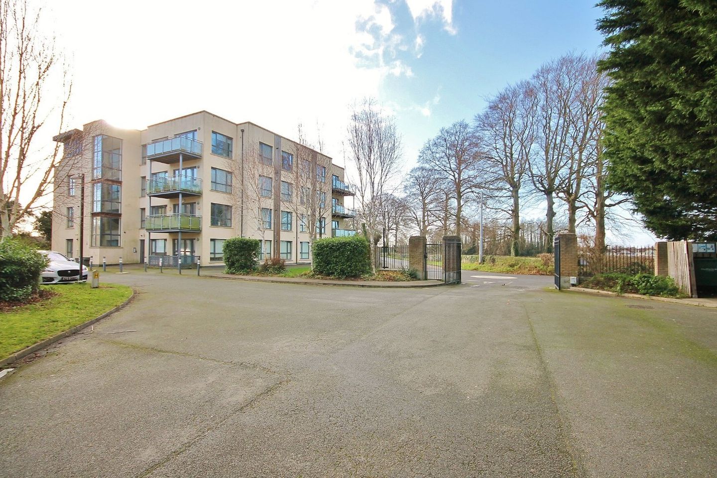 Apartment 20, Block B, Parkview, Lucan, Co. Dublin, K78HX67 is for sale
