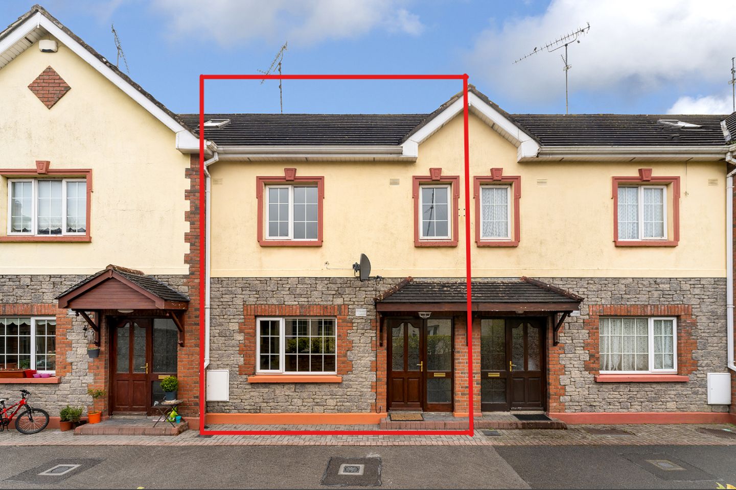 2 Elmbrook, Virginia, Co. Cavan, A82F293 is for sale on Daft.ie