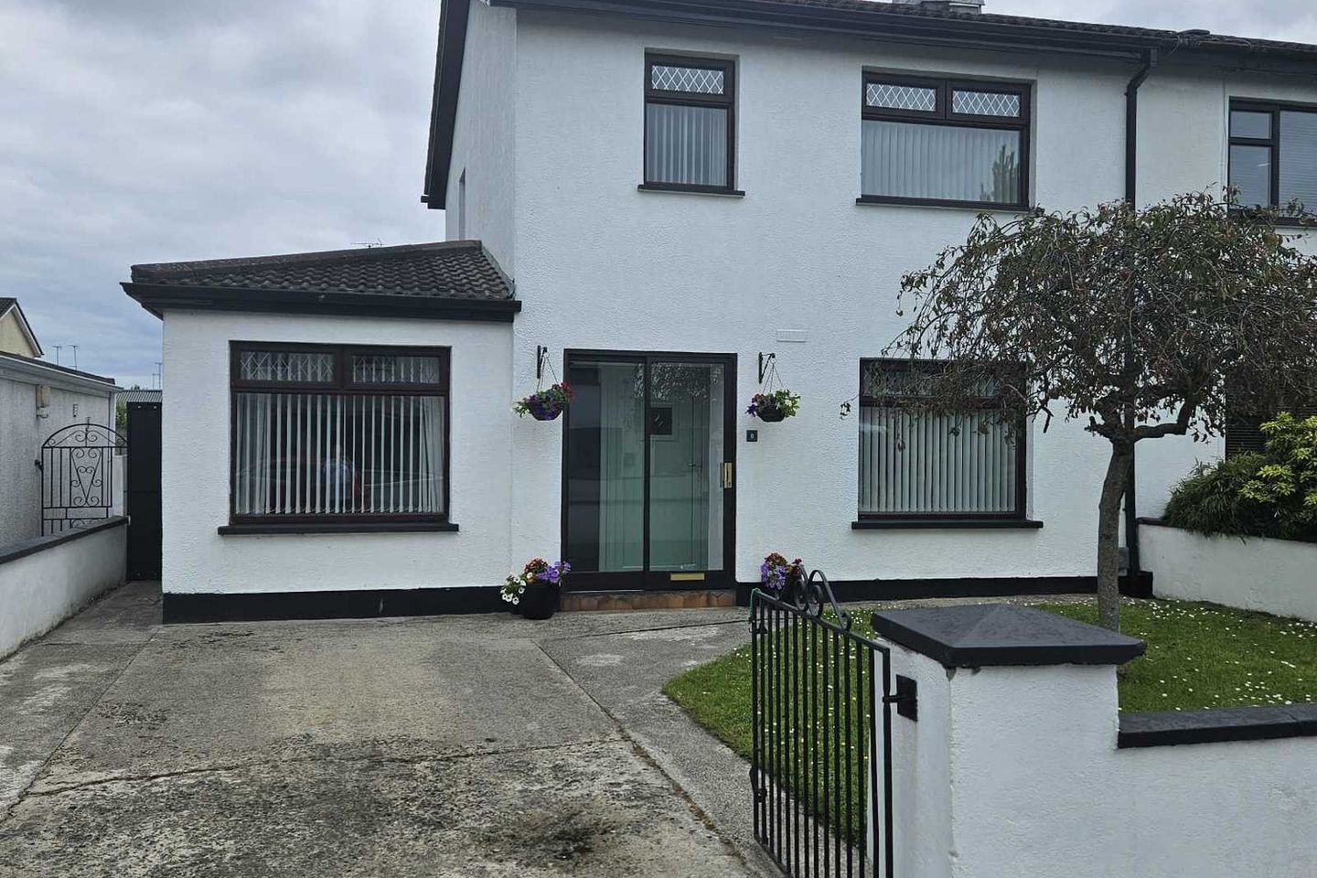 8 Pinewood Grove, Bay Estate, Dundalk, Co. Louth, A91X2E5