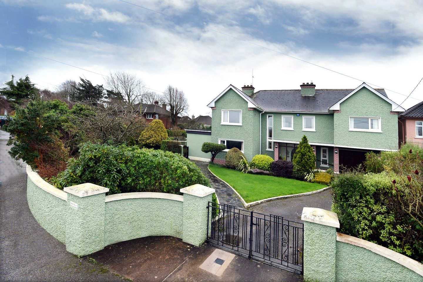 Moyola, Cherry Grove, Model Farm Road, Co. Cork
