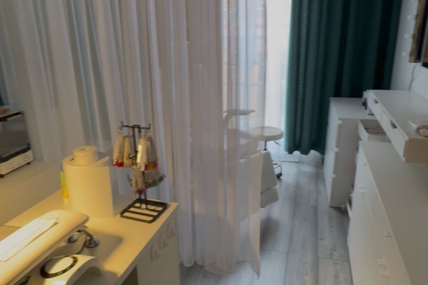 Carvill & Co, Hilltop Court, 26 Eustace Street, Du, Temple Bar, Dublin 2