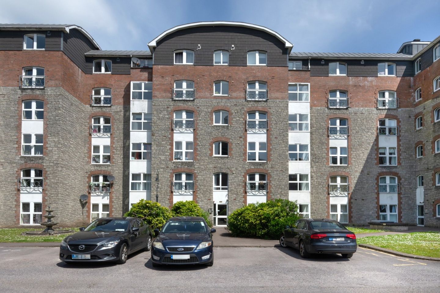 13 River Towers, Lee Road, T23HV52