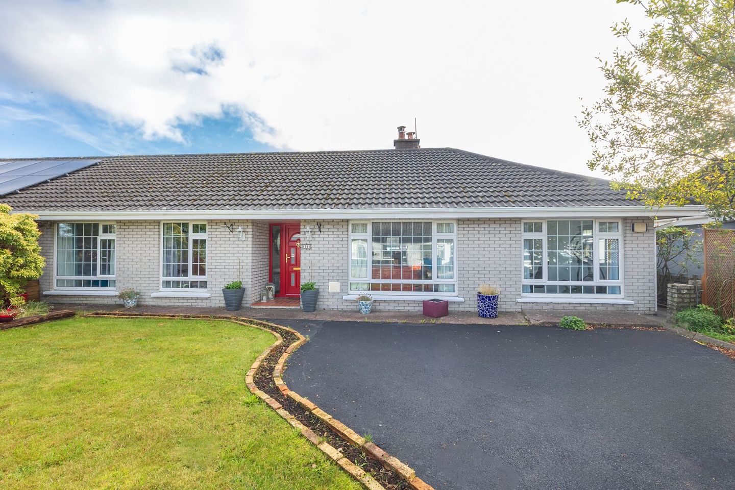 14 Elmwood Grove, Cobh, Newtown, Co. Cork, P24DX37