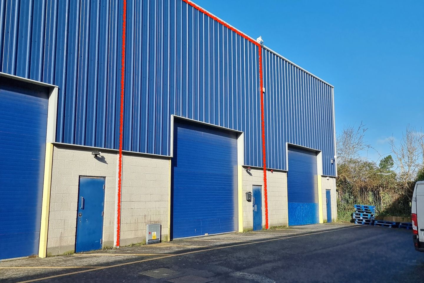 Commercial property for rent in Unit 11, Westgate Business Park