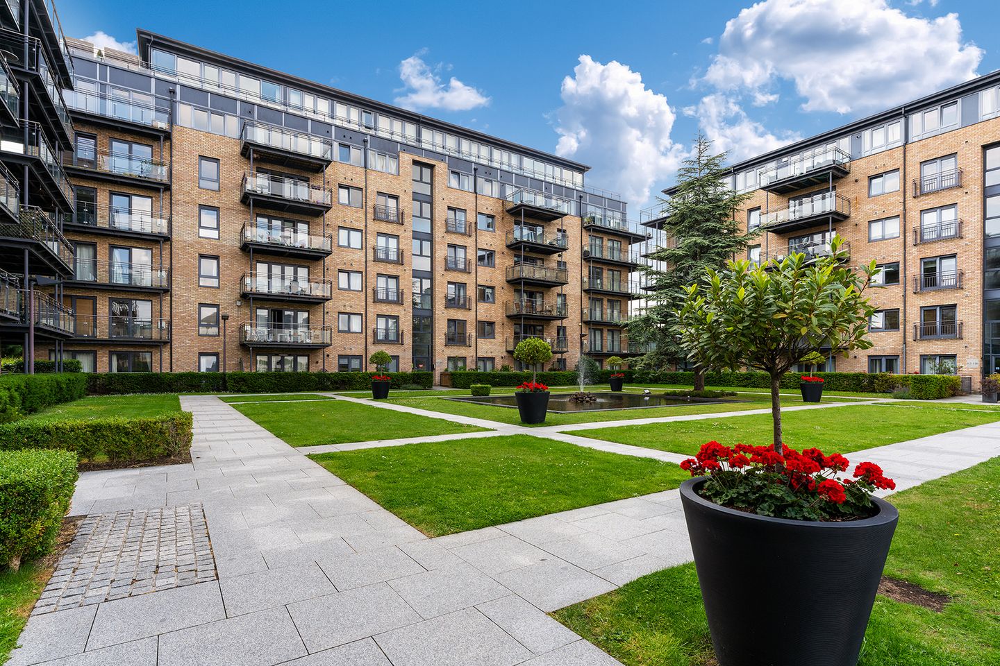 198 Bushy Park House, D6W NW53, Terenure, Dublin 12 is for sale on Daft.ie