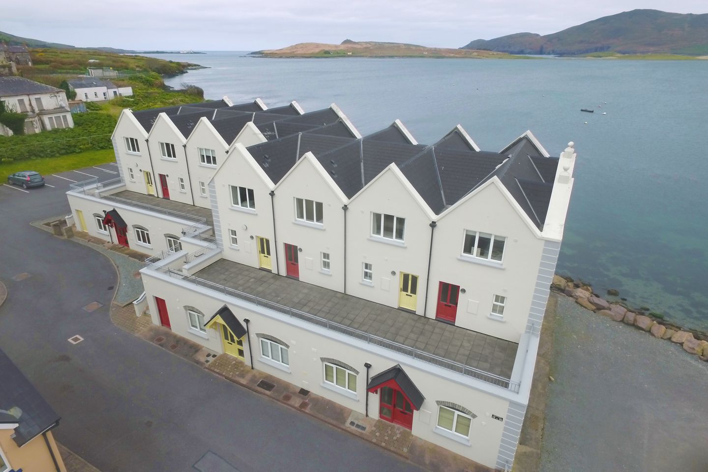 16 Reenellen, Knightstown, Valentia Island, Co. Kerry, V23NY01 is for