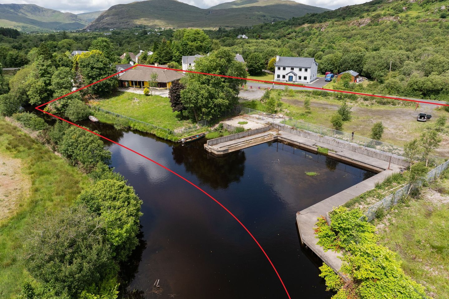 Former Mac's Bar with Marina/Pier and Agricultural Lands, Cornamona, Co. Galway, F12NC03