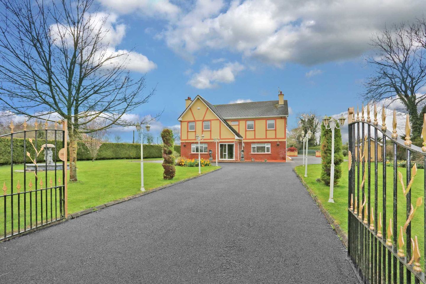 Ashfield House, Lissard, Gallbally, Galbally, Co. Limerick, E34WR53 is