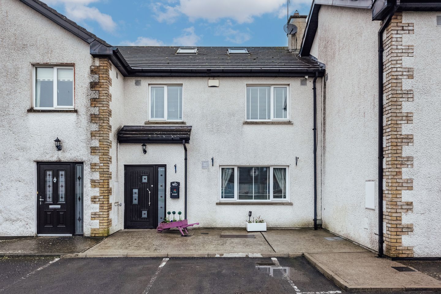 8 Barrow Close, Monasterevin, Co. Kildare, W34RY27 is for sale on Daft.ie