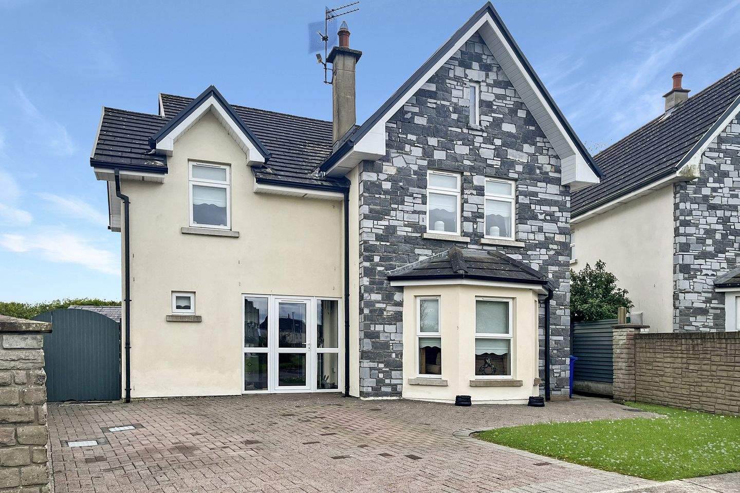41 Ceol Na Habhann, Caherconlish, Co. Limerick, V94XNP8 is for sale on