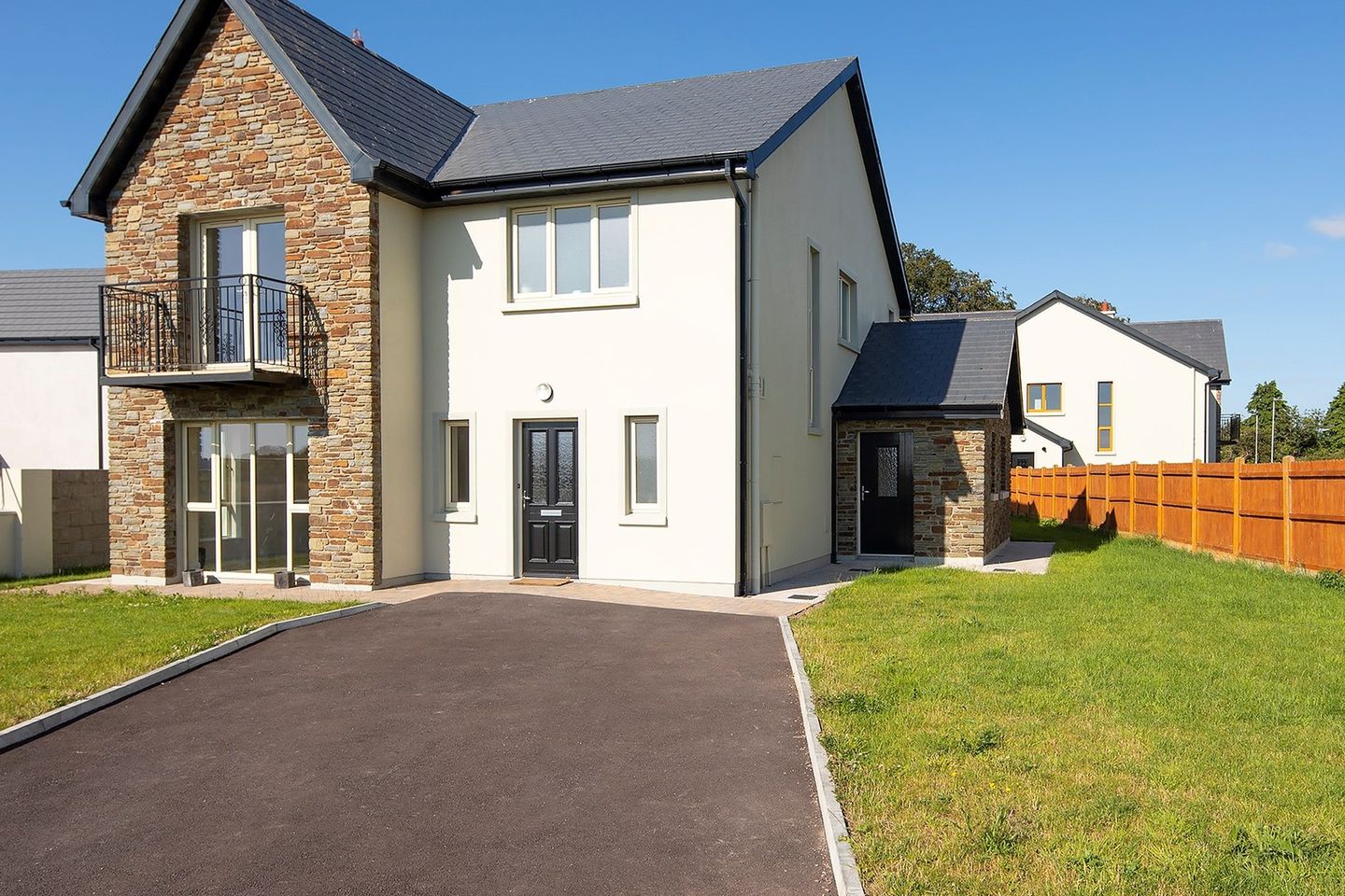 8 Bruach Abhainn, Mogeely, Midleton, Co. Cork