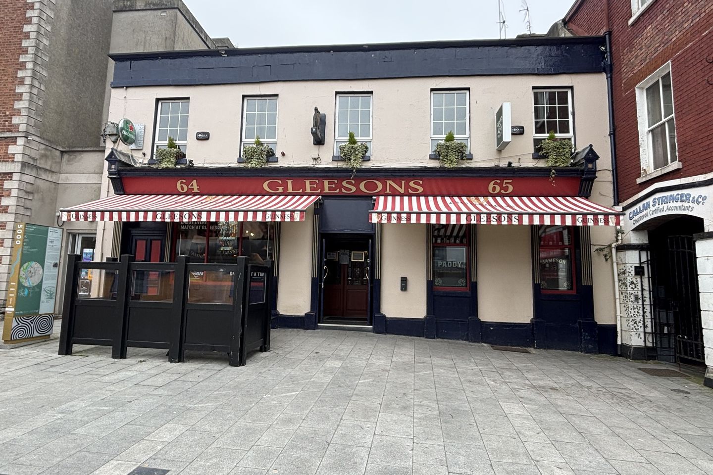 Gleesons, 64/65 West Street, Drogheda, Co. Louth, A92XK3R