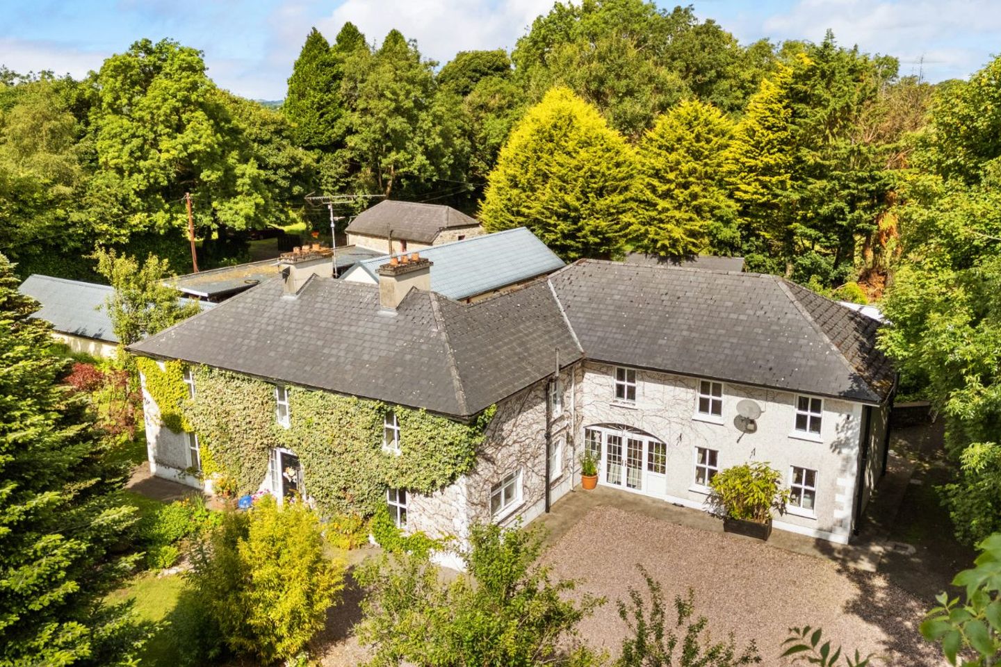 Clooneen House, Mill  Gardens, Granard, Co. Longford, N91C432