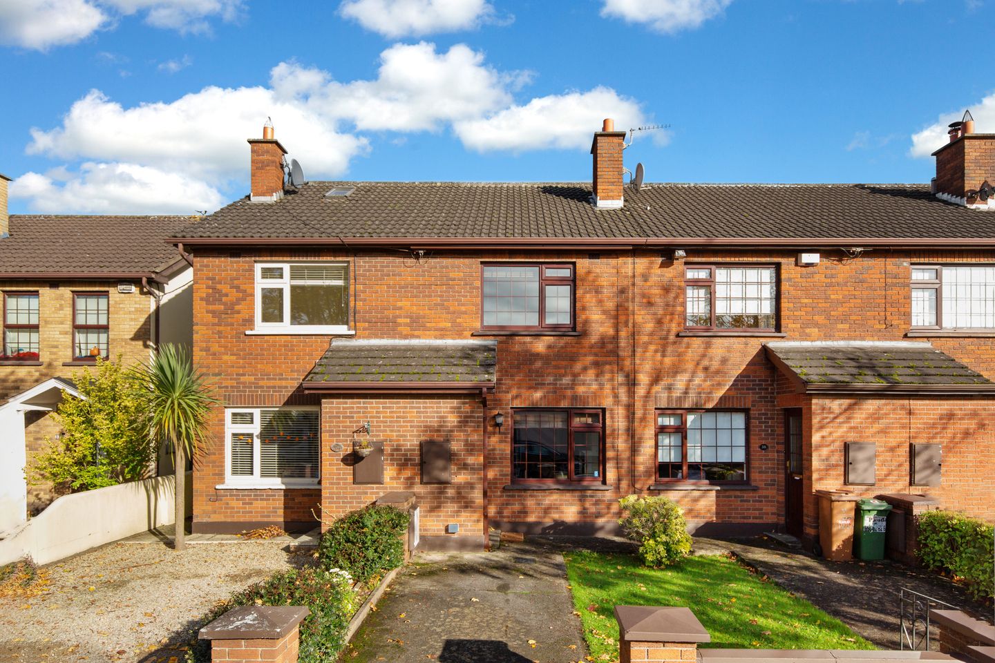 36 Park Drive Lawn, Castleknock, Dublin 15, D15P449 is for sale on Daft.ie