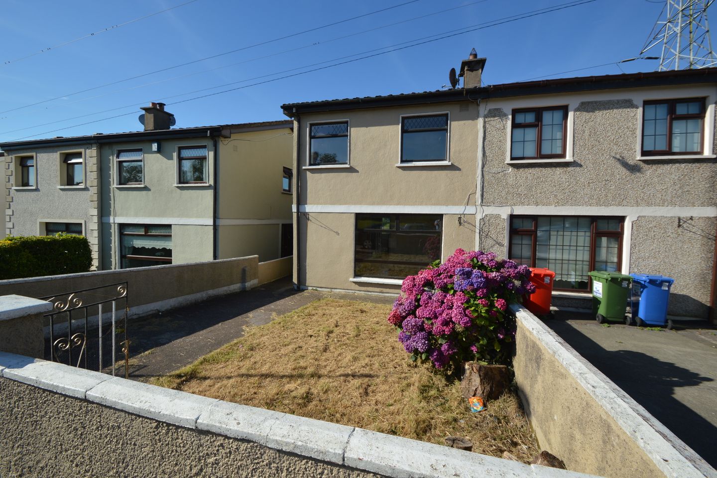 25 Meadow Park Avenue, Ballyvolane, Ballyvolane, Co. Cork is for sale