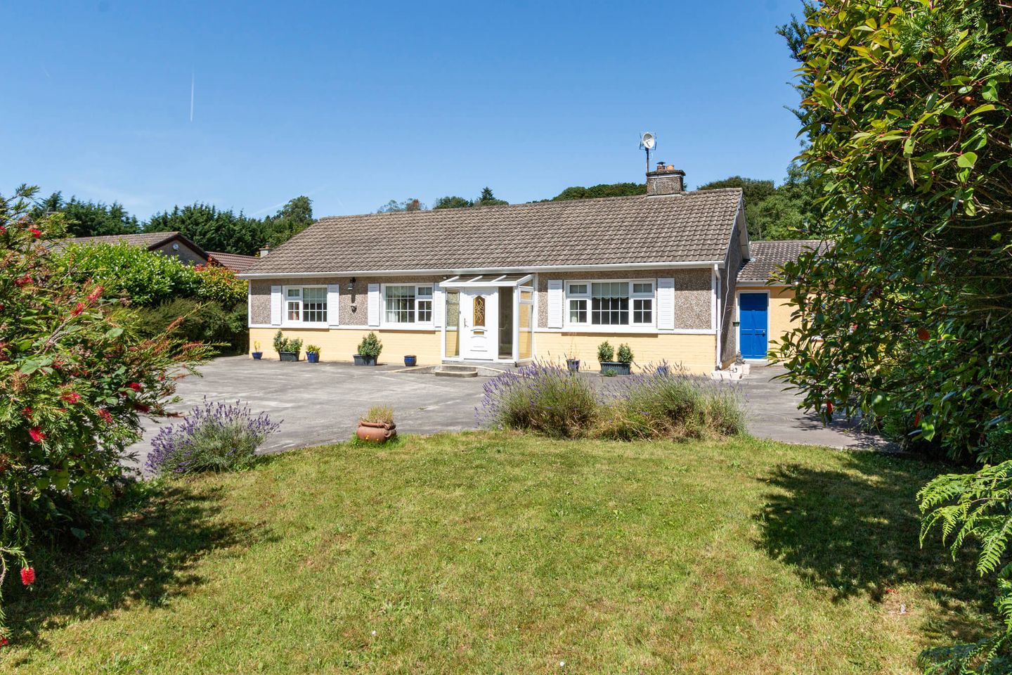 Oakwood, Teadies Upper, Enniskeane, Co Cork, P47YT66
